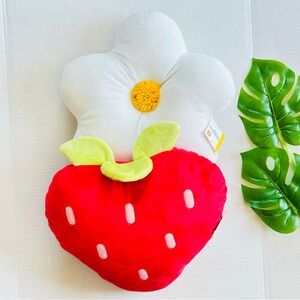 Target Bullseyes Playground Red Strawberry & White Flower Decorative Pillows NEW